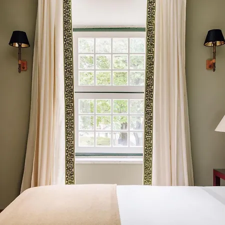 Amoreiras - Small Luxury Of The World Отель Лиссабон